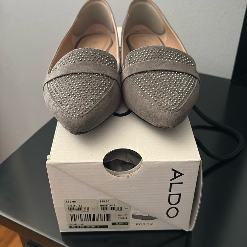 Women's Aldos Flats 🥿